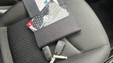 Vauxhall Viva 1.0 SE 5dr [A/C] Petrol Hatchback